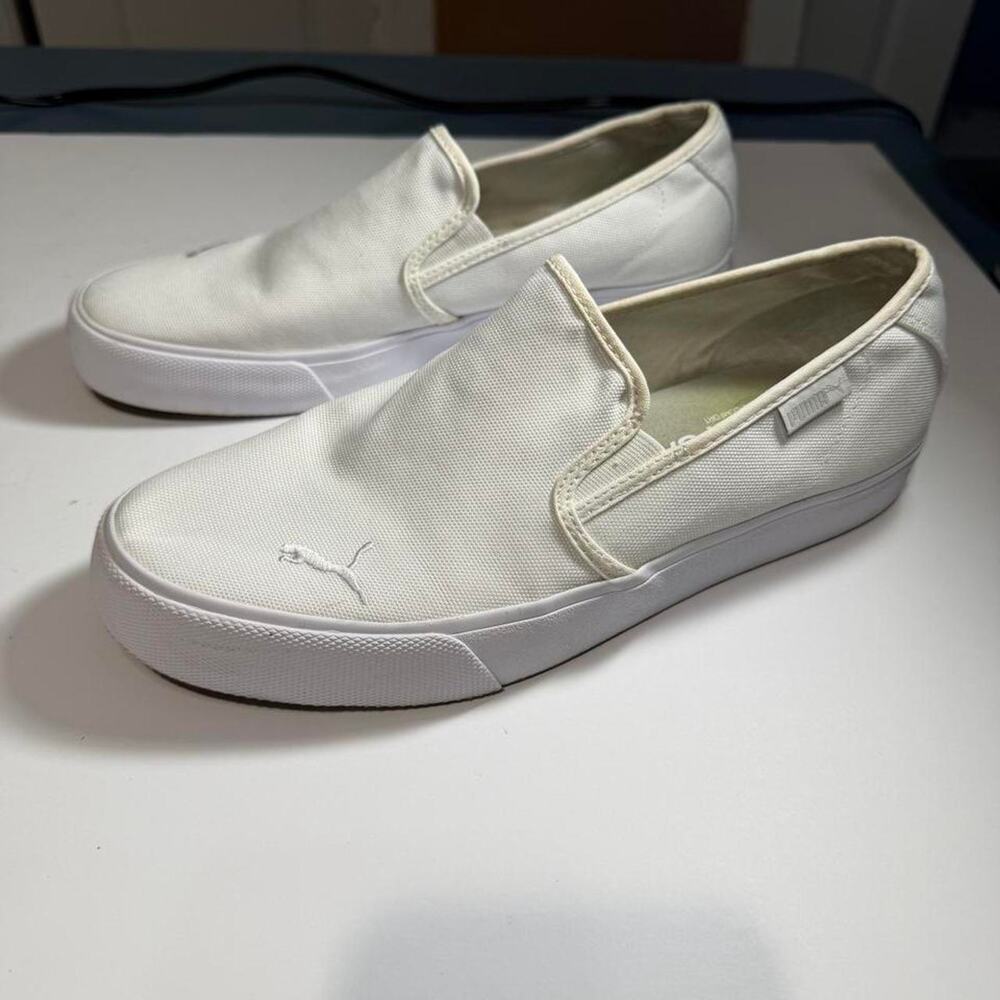 Puma Bari Slip On Womens White Canvas Slip On Sneakers  Size 9